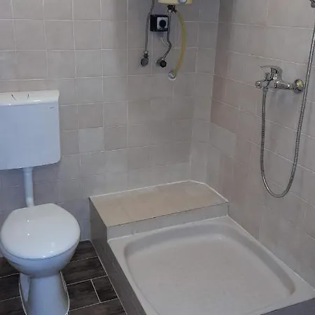 Centrum Apartman Maison d'hôtes